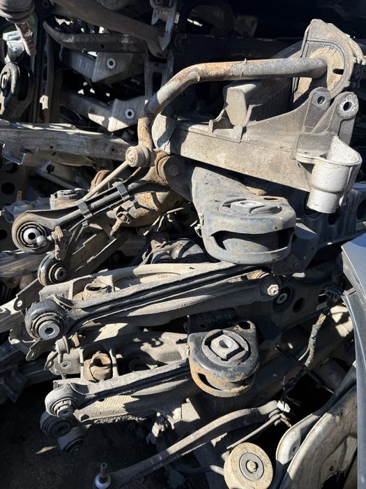 Punte spate cadru punte spate bmw e90 e91 e92 e93 e87 e81