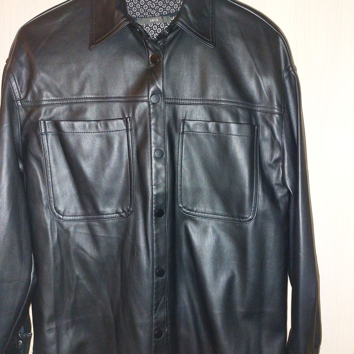 Cămasă piele ecologică stradivarius