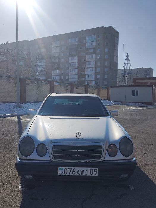Продам Мерседес w210