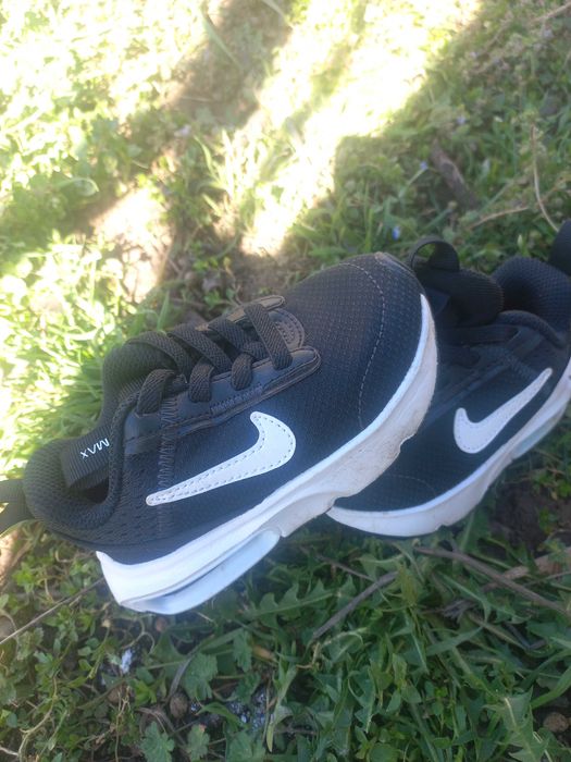 Детски сандали и маратонки