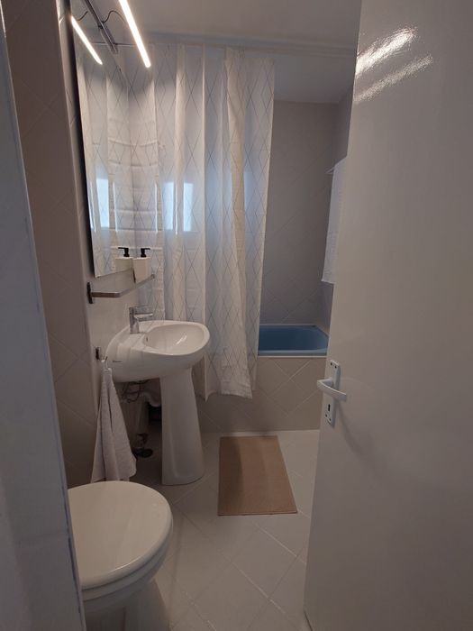 Inchiriez apartament 2 camere Podgoria - zona bancilor