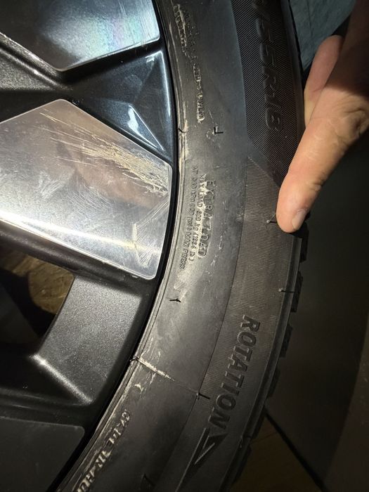 Продам колеса зимние шипованые