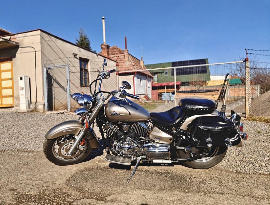 Yamaha V Star 1100 Clasic