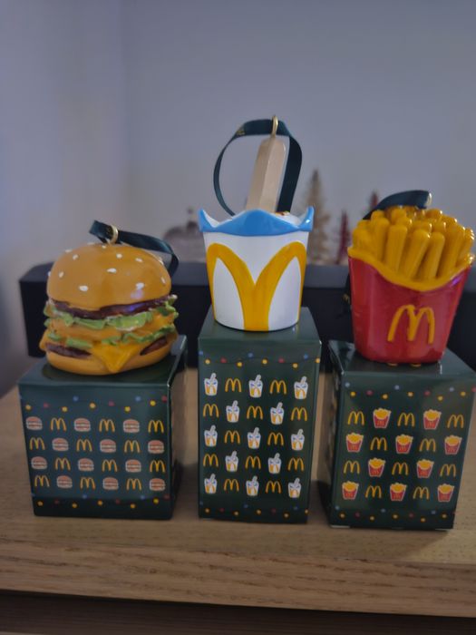 Ornament globulet cadou Craciun Mc Donalds 2025