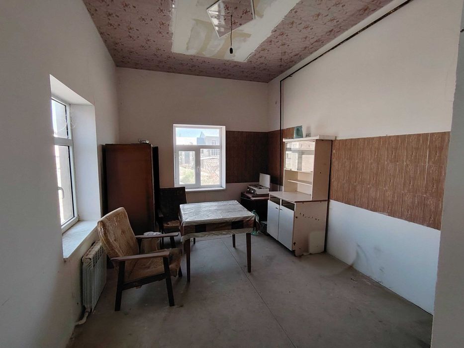 ПРОДАЁТСЯ УЮТНЫЙ УЧАСТОК
Бухарская область Каганский район Янги Хаят.