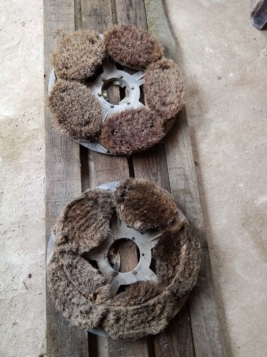 Професионална подопочистваща машина