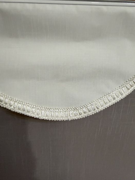 Продам ролл- шторы  лен.