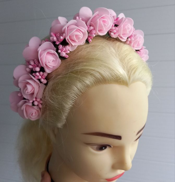 Ободок с розами новый