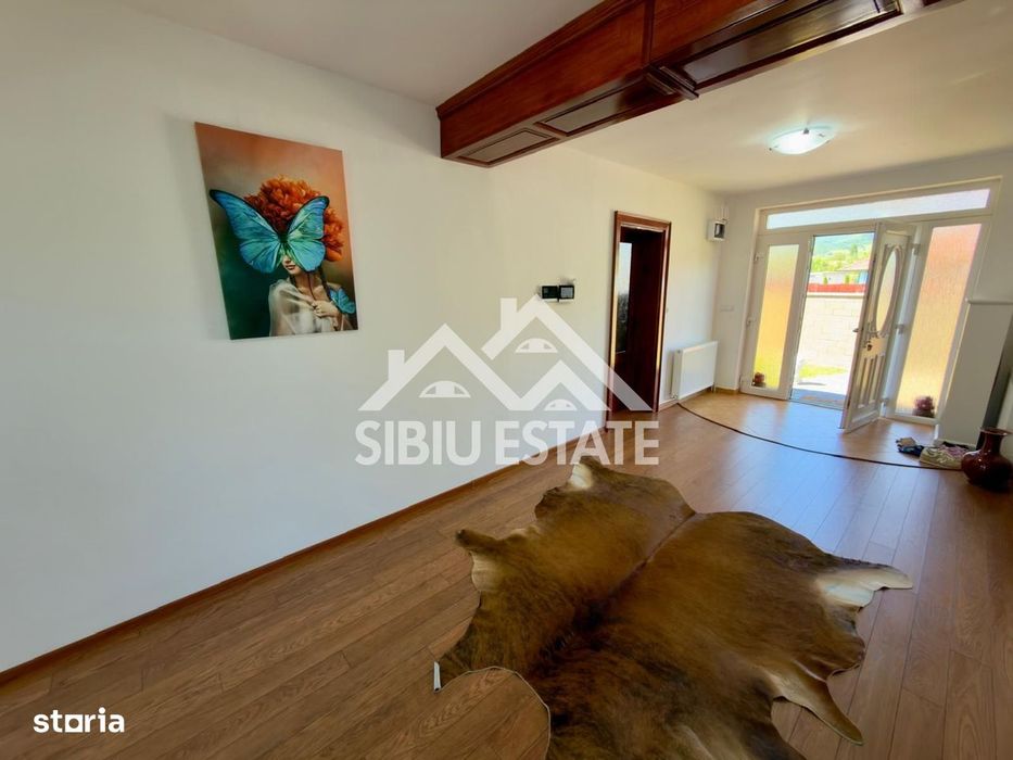 Casa Spectaculoasa Semipasiva cu teren de 1.000 mp.de vanzare in Orlat
