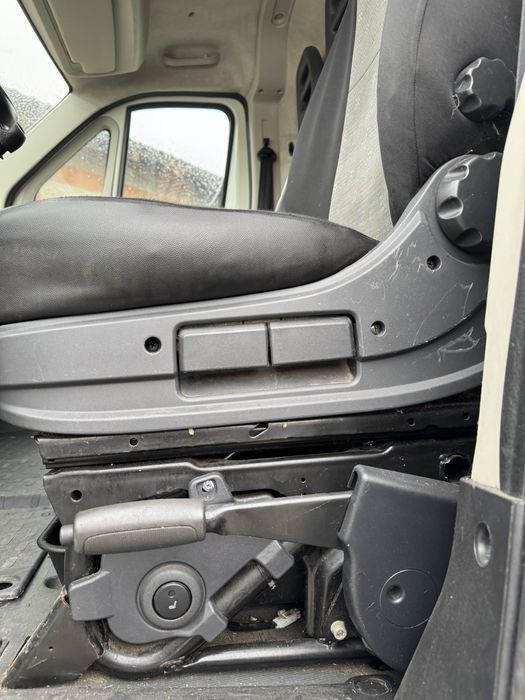 Peugeot Boxer 2016 – 2.2 HDI – 130 CP – 4000 €