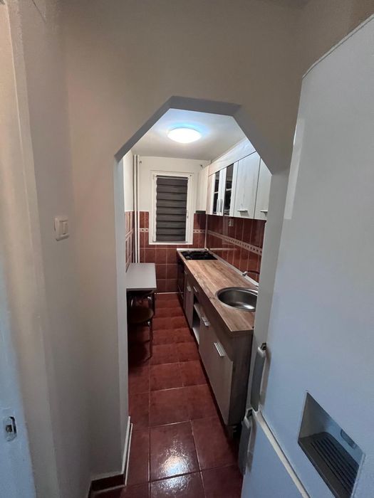 Inchiriez apartament 2 camere