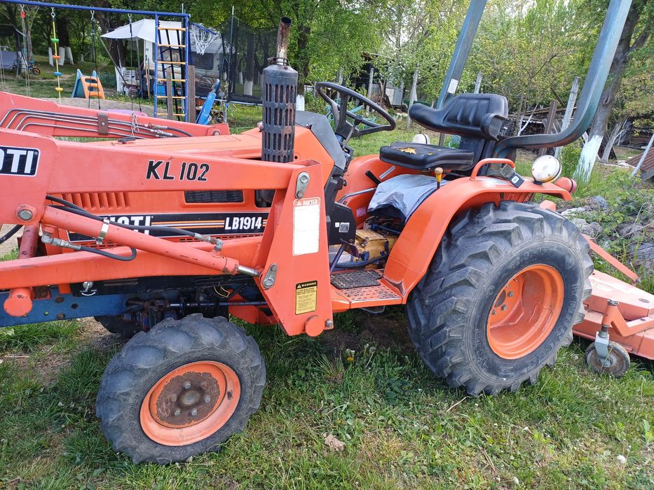 Tractoras Kioti 22 CP