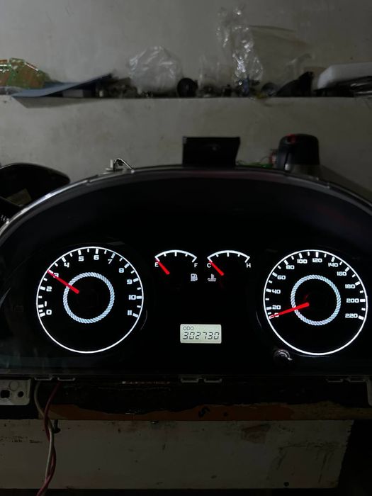 Jentra mexanika tablo sotiladi. Продоется прибор от Жентра механика