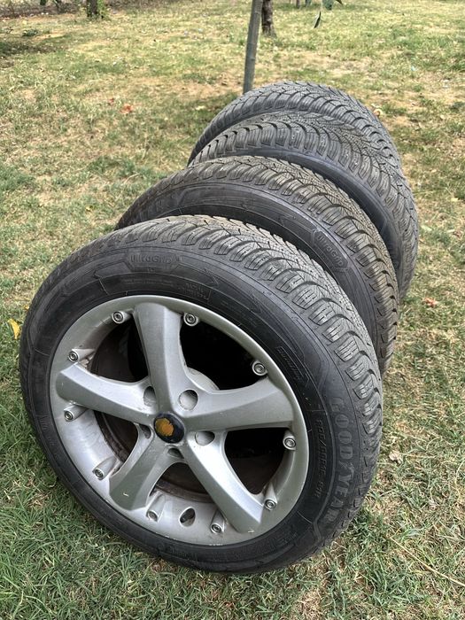 Roti Seat R16+ Anvelope iarna Goodyear Ultragrip 205/55 R16 91H DOT 2922