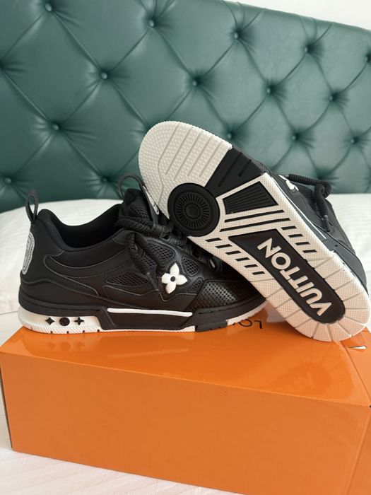 lv skate black 42/43