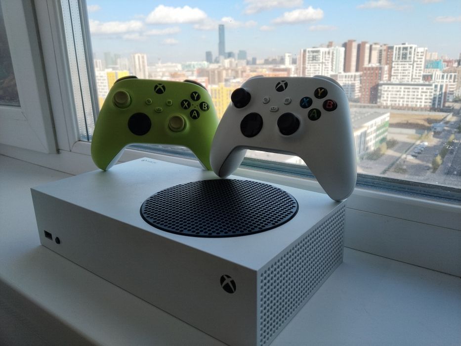 Xbox series s с подпиской
