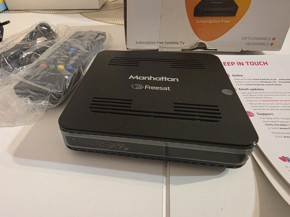 Decodor Manhattan SX Freesat HD - Negru