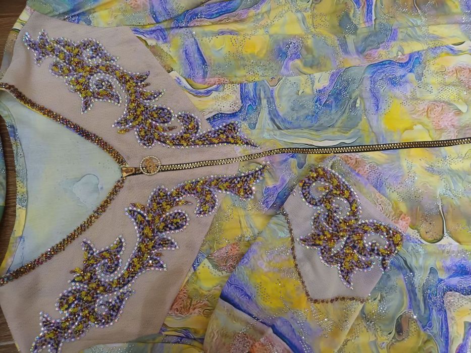 Женская одежда национальной