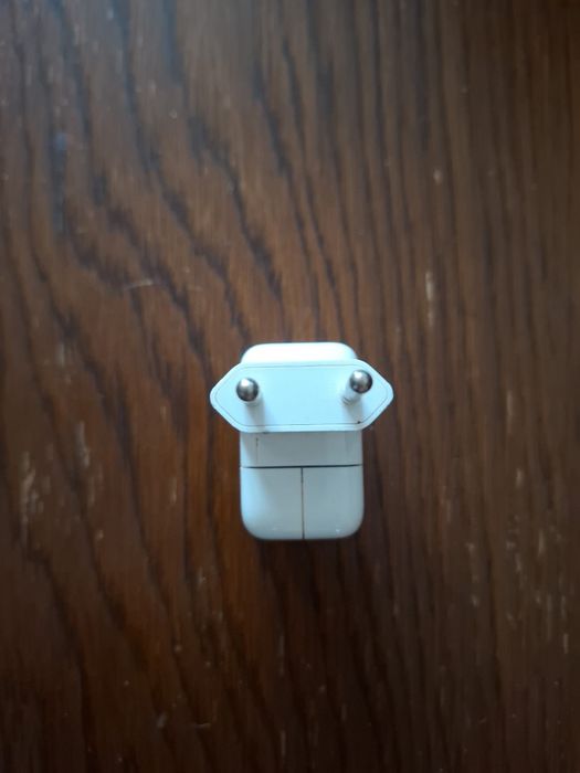 Incarcator Apple.