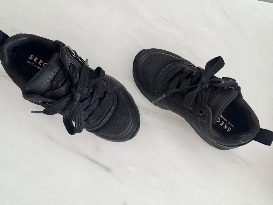 Skechers marimea 27, ca noi