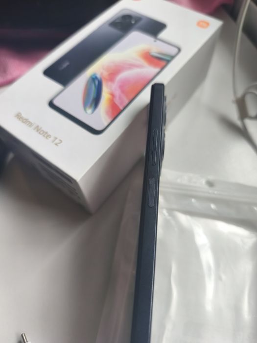 Redmi note 12 că nou