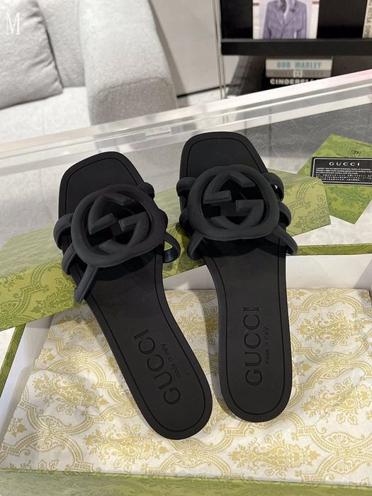 GG Interlocking G Rubber Slide - Black
