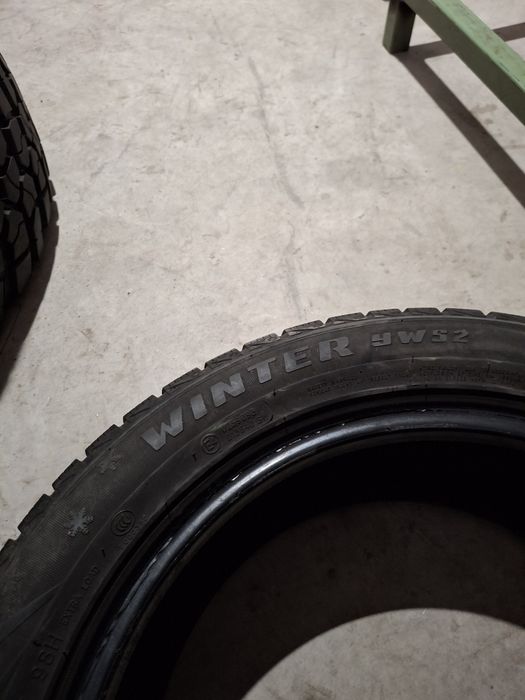 2 Anvelopele de iarnă 225  50 r17  Winter