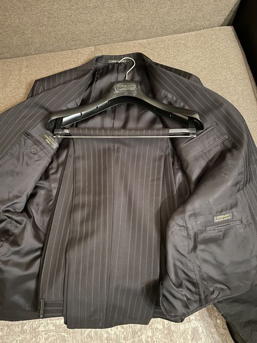 Костюм Corneliani