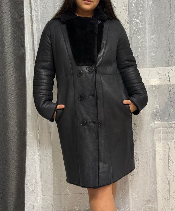 Продам натуральную дубленку двухстороннию