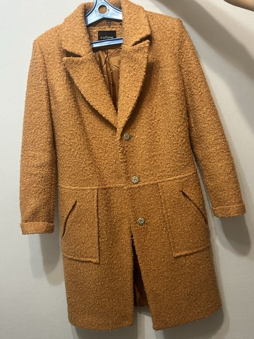 Продам турецкое пальто из трендовой ткани букле