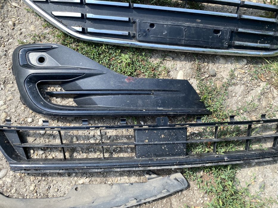 Grila Ford focus 4 facelift 2022 - 2025 grile bara fata