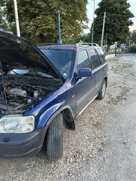 Honda CR-V 1. генерация | 1997 г. | 128 к.с. | Автоматик |Газов инжекцион. Продава се цяла,а не на части.