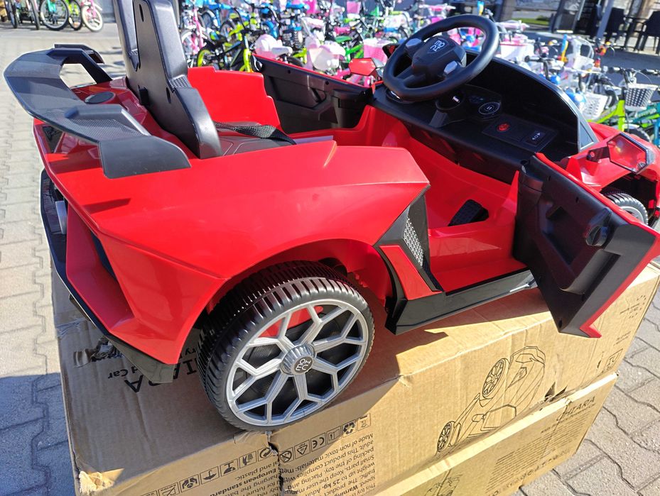 LAMBO Акумулаторна кола CHIARA червен