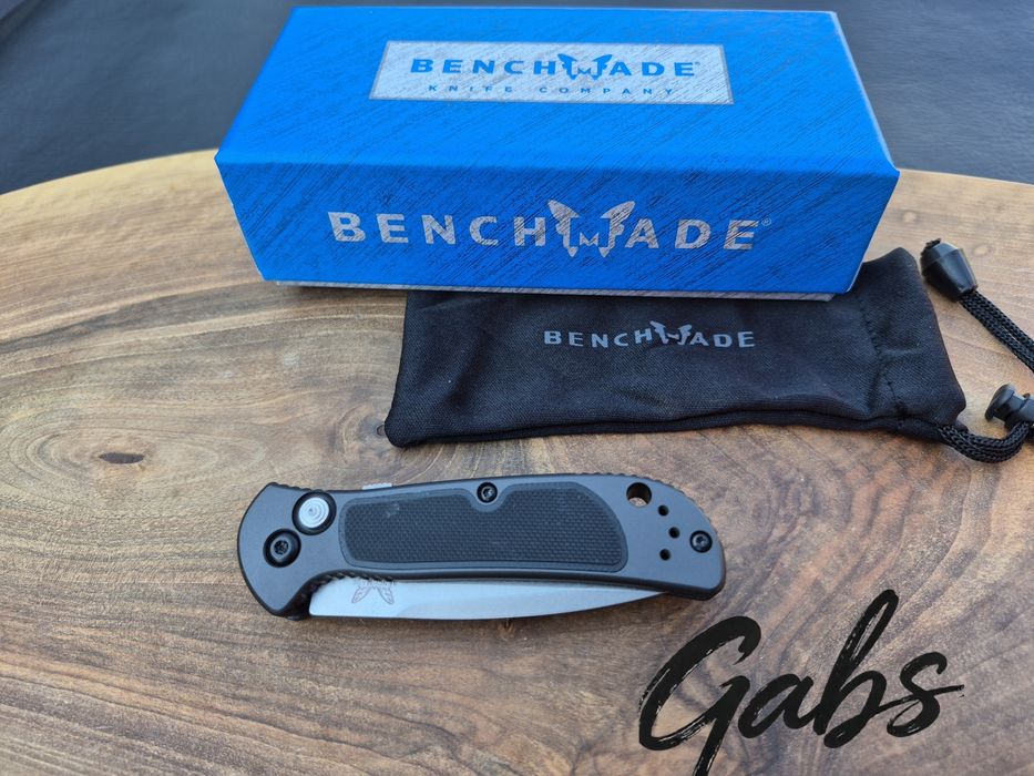 Автоматичен нож Benchmade 9750 Mini Coalition AUTO ,S30V сатенено гладко острие, сиви алуминиеви дръжки с черни G10 инкрустации