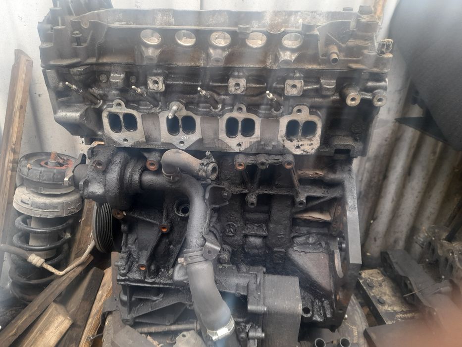 Motor M9R Renault Trafic Opel vivaro 2.0Diesel.euro 4 și euro 5.