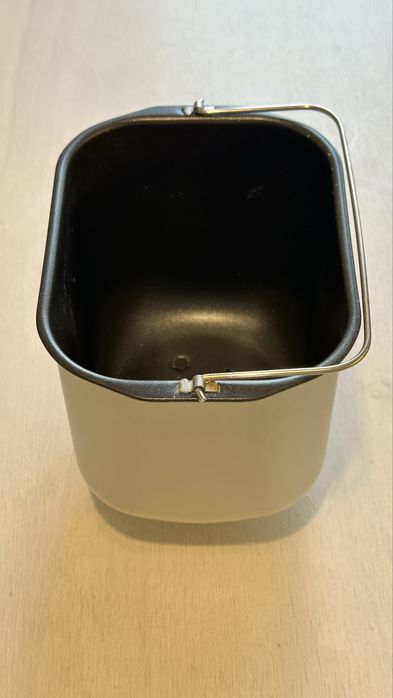 Хлебопечка в хорошем состоянии