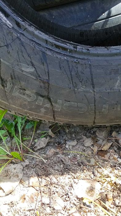 Продам шину 275/65R17