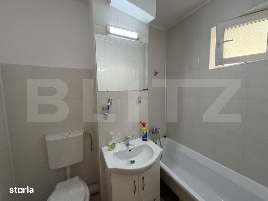 Apartament 3 camere, decomandat, 70 mp, zona Nicolae Balcescu