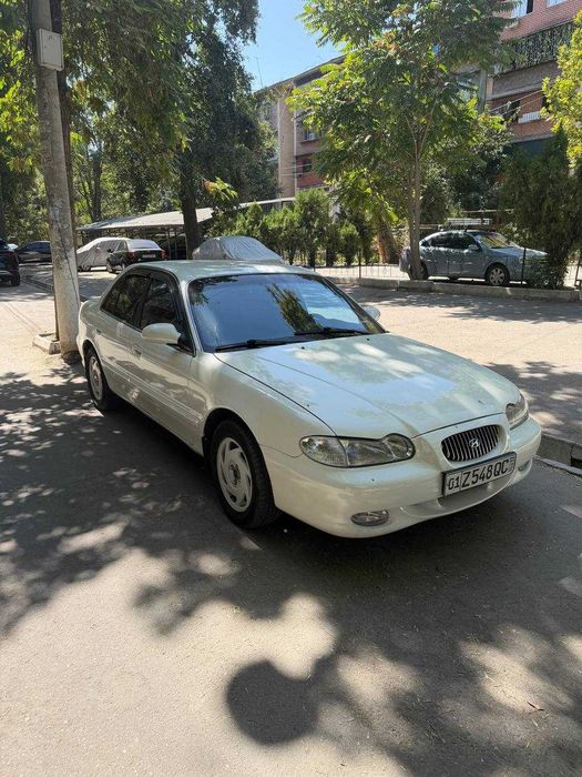 Hyundai Sonata 3
