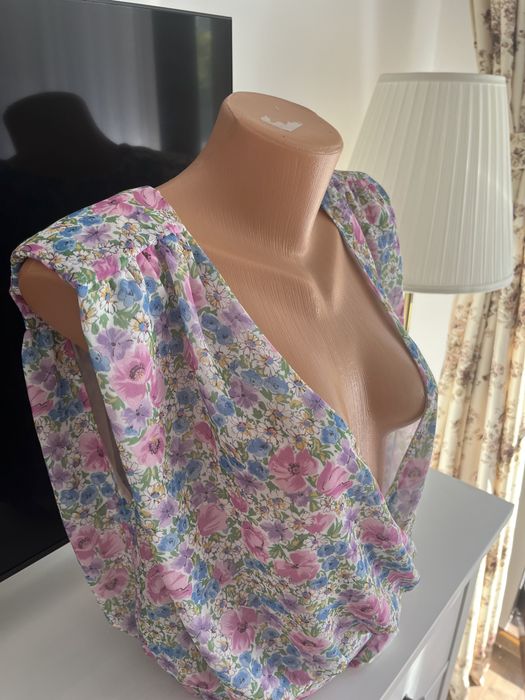 Top body nou, fara eticheta, Zara