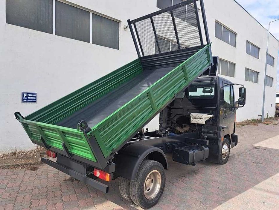 Nissan Atleon basculabil pe 3 parti 3.5 tone RAR FACUT