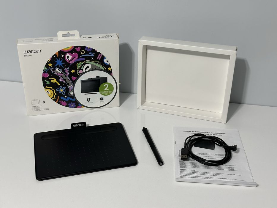 Графичен таблет Wacom Intuos Bluetooth
