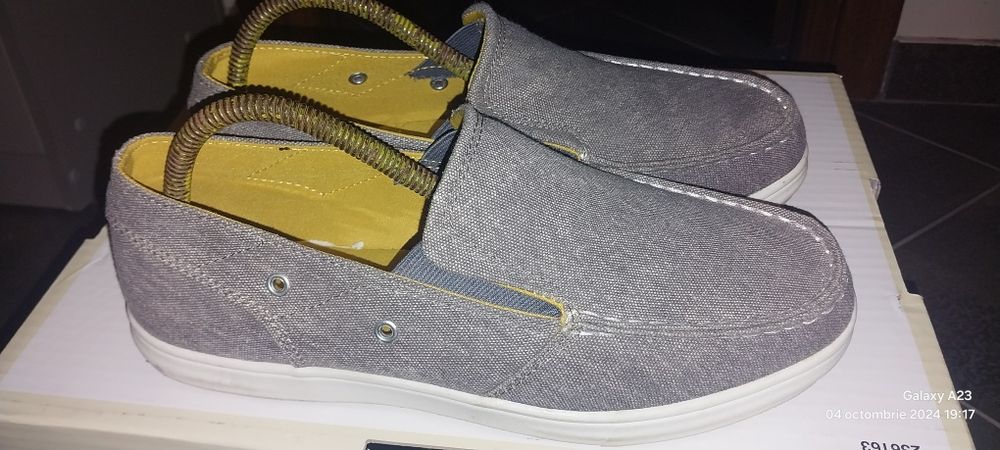 Pantofi sport eleganți