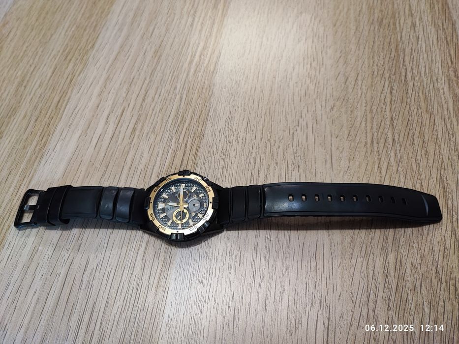 Часовник касио casio