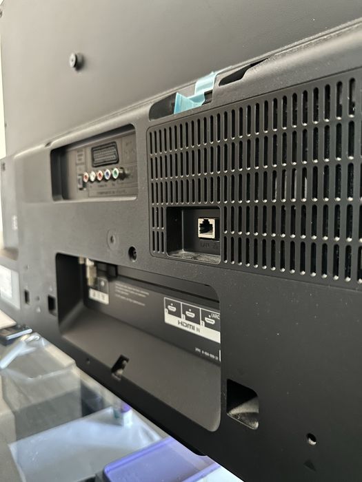 SONY model KDL-42W817B