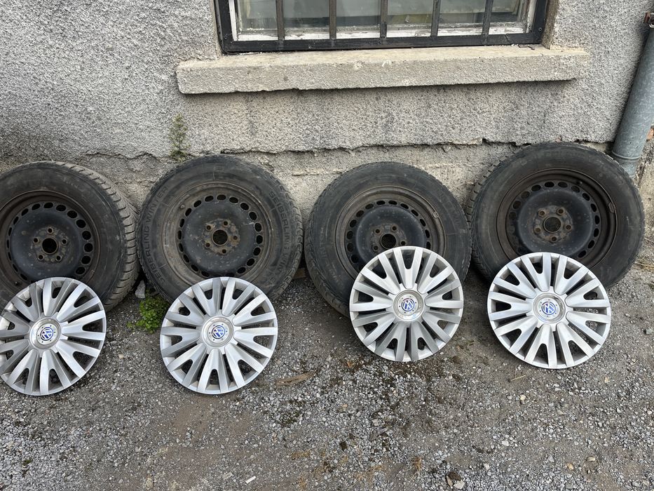 Продавам джанти със зимни гуми 195/65/15