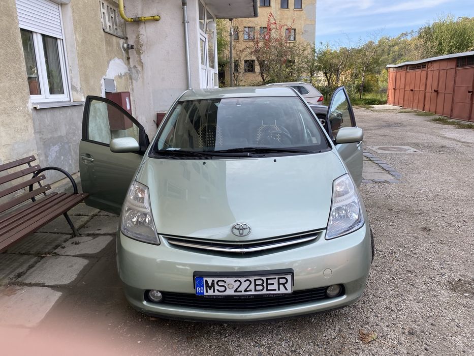 Toyota prius hibrid 3400 negociabil
