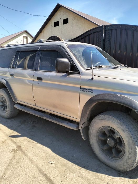 Продам Мицубиси Монтеро  3 млн