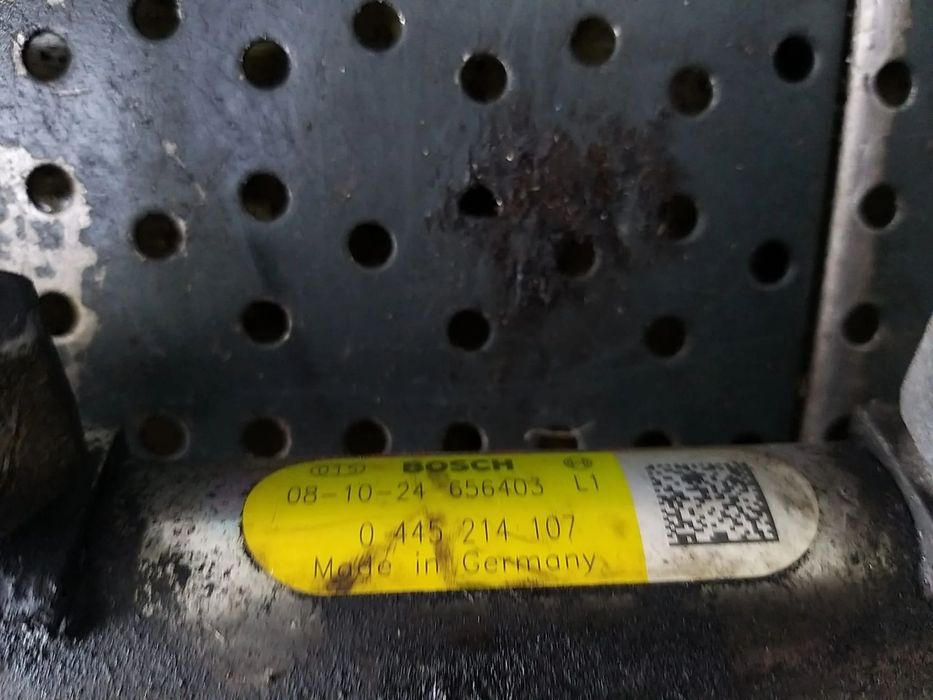 Rampa injectoare 2.3 d fiat ducato 0445214107