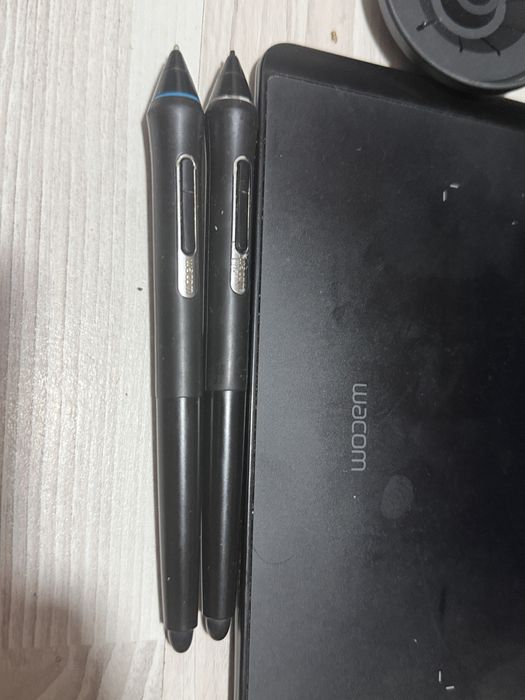 Wacom Intuos Pro M - tableta grafica (PTH-660)